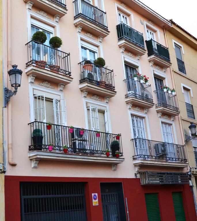 Urbanchicmalaga 3 Bedroom Spacious Quiet Historic Malaga Apt ภายนอก รูปภาพ
