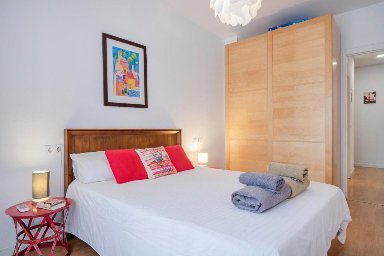 Urbanchicmalaga 3 Bedroom Spacious Quiet Historic Malaga Apt ภายนอก รูปภาพ