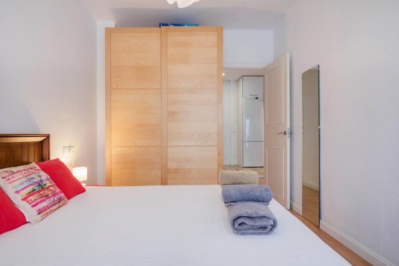 Urbanchicmalaga 3 Bedroom Spacious Quiet Historic Malaga Apt ภายนอก รูปภาพ