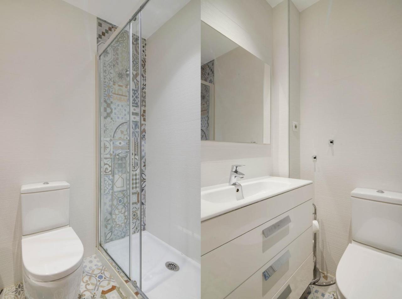 Urbanchicmalaga 3 Bedroom Spacious Quiet Historic Malaga Apt ภายนอก รูปภาพ